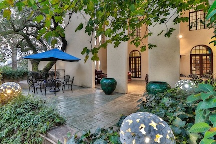 Main Patio at Annabels's
